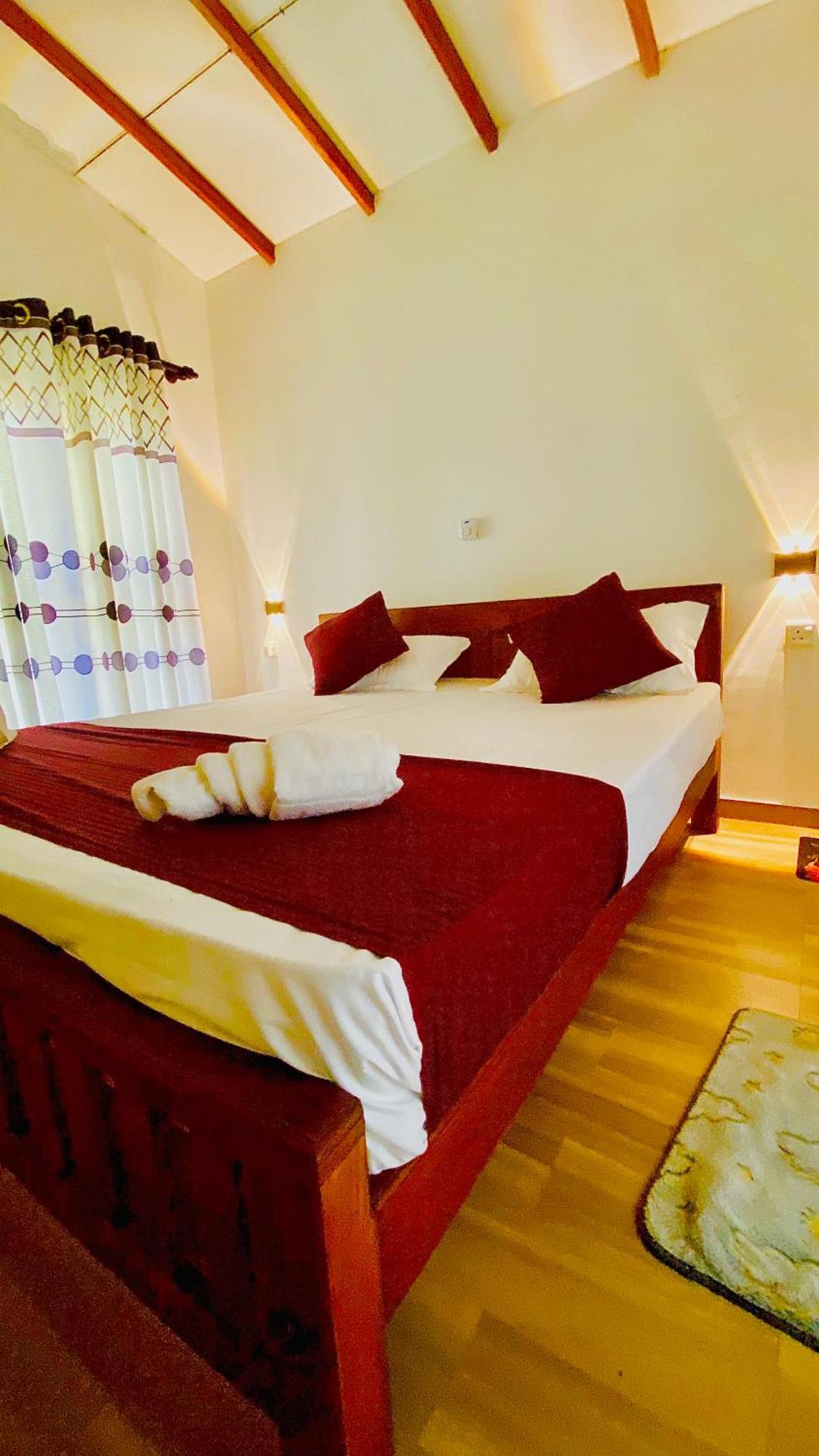 River Paradise Safari House With Cooking Class Удавалаве Екстериор снимка